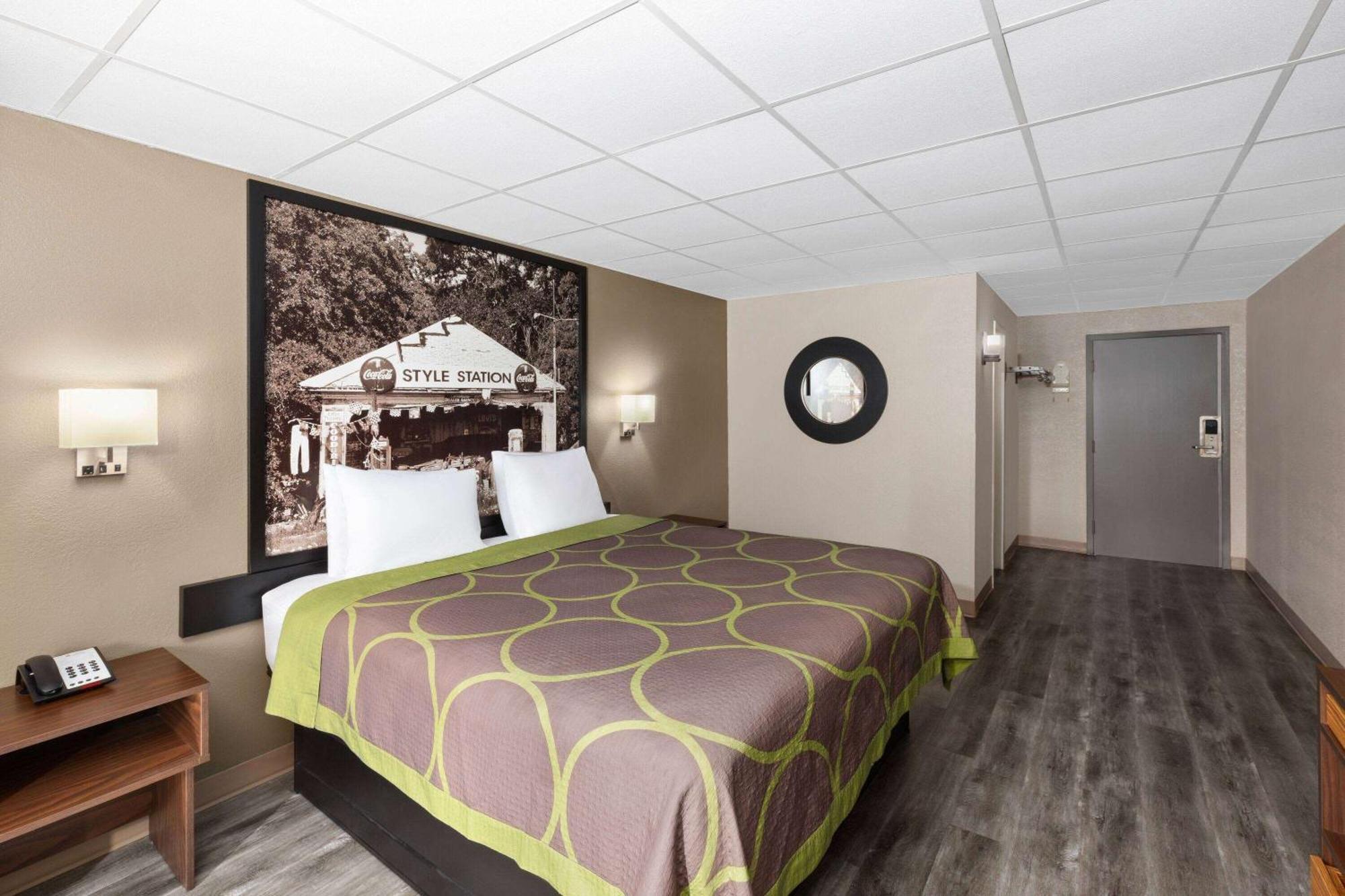 Super 8 By Wyndham Buffalo Eksteriør bilde